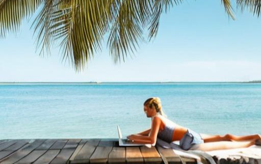 The Pros and Cons of Hiring Remote Data Analysts